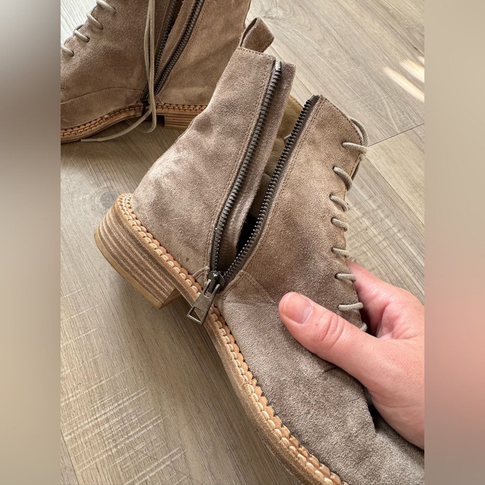 Vince Tan Lace Up Boots with Crepe Soles - Picture 2 of 3